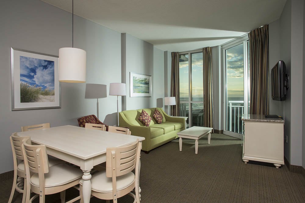 accommodation 2 Bedroom Oceanfront